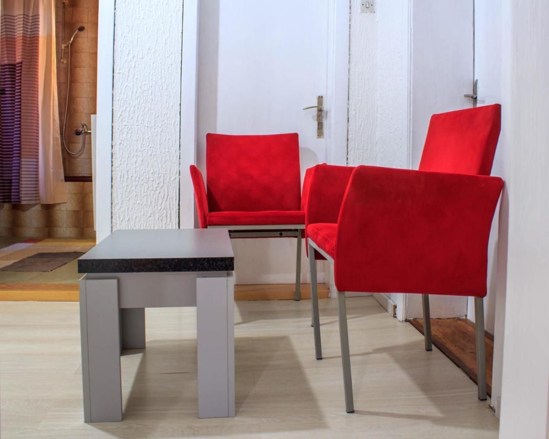 Bb Downtown Apartment Баїна-Башта Екстер'єр фото