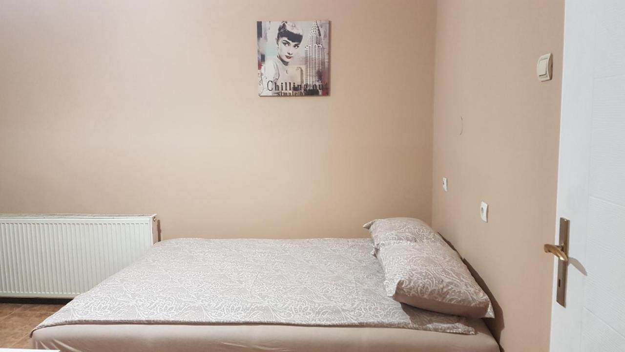 Bb Downtown Apartment Баїна-Башта Екстер'єр фото